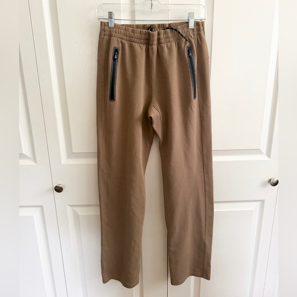5 for $25! Old Navy Men's Tan Joggers with Black Zipper Pockets